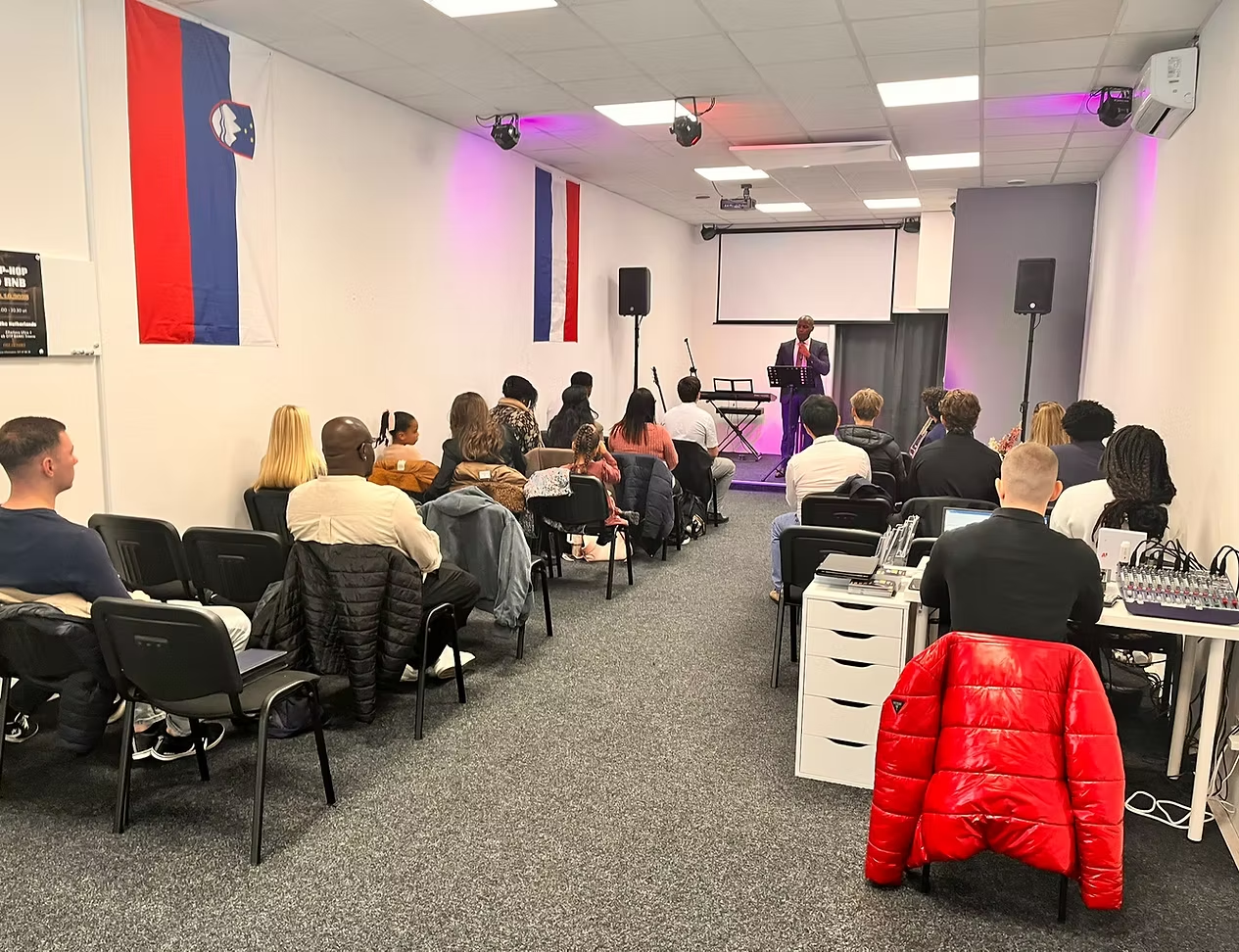 Bogoslužje v Lončarjevi hiši Ljubljana – Binkoštna cerkev